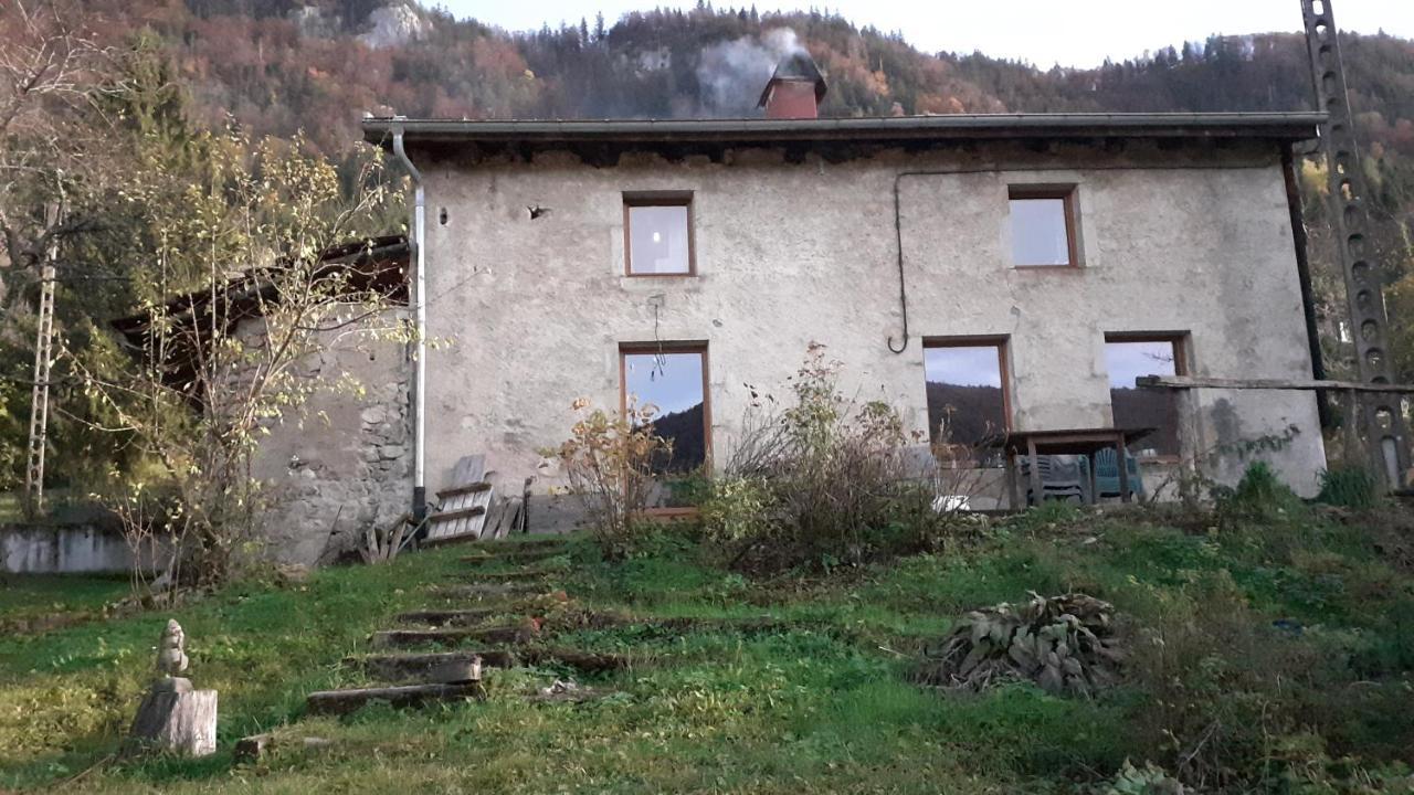 Maison Chaleureuse et écologique Villa Coyriere Esterno foto